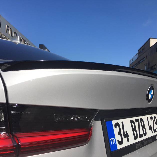 *** BMW 3 SERİSİ G20 KASA M PERFORMANS ARKA BAGAJ SPOİLER