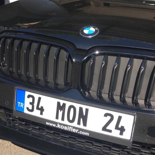 *** BMW 5 SERİSİ G30 LCI KASA SİYAH PİANO BLACK  M PERF. BÖBREK SETİ