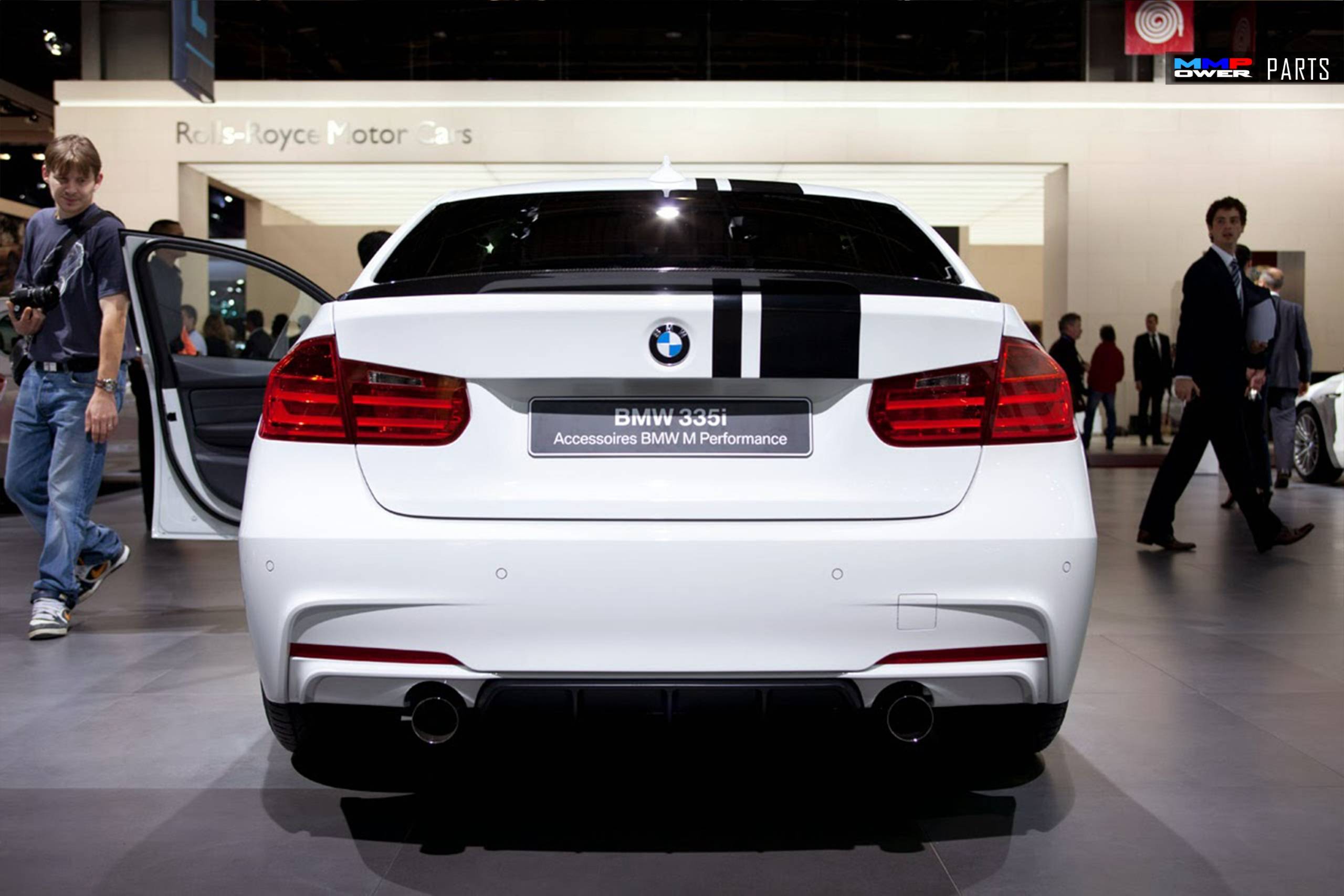 *** BMW F30 3.35İ M PERF. DİFÜZÖR