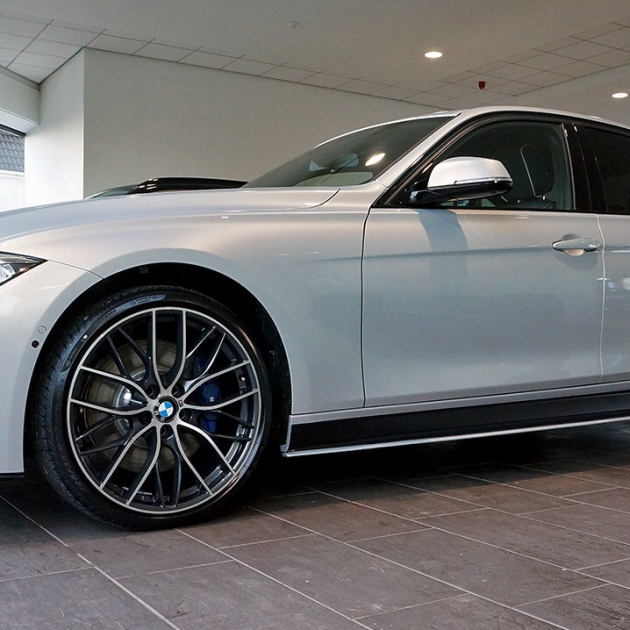 *** BMW F30 MARŞPİYEL ŞERİT