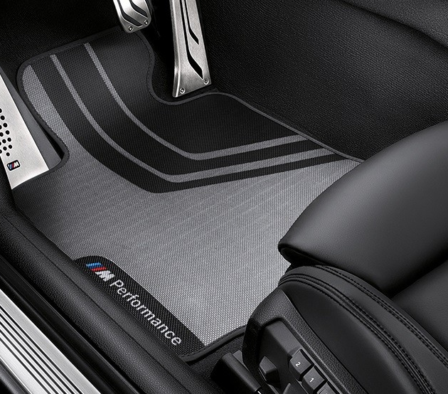 *** BMW F32-F33-F36 M PERF. PASPAS SETİ