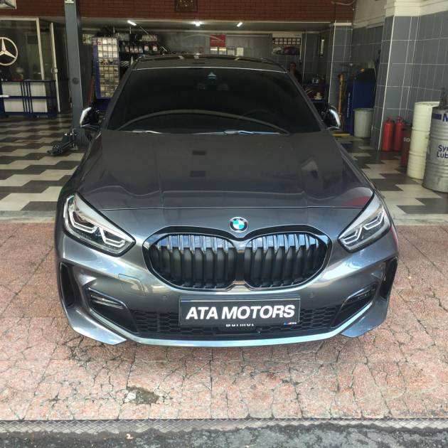 *** BMW F40 M PERF. PİANO BLACK BÖBREK