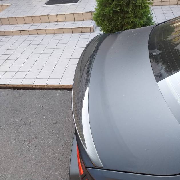 *** F32 KARBON SPOİLLER