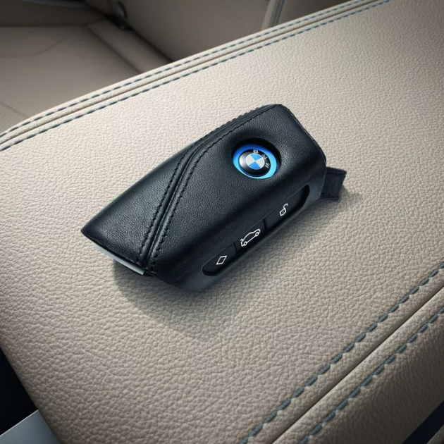 *** BMW ANAHTARLIK YENİ İ SERİSİ DERİ SİYAH