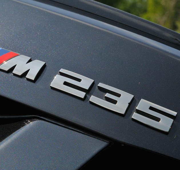 *** BMW 2 SERİSİ ---M 235i AMBLEM F22 ORJİNAL